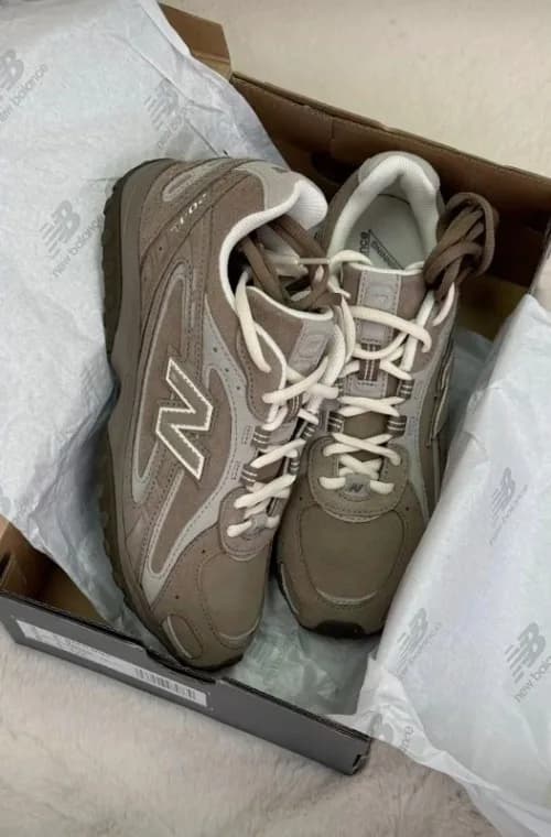 New Balance 204l