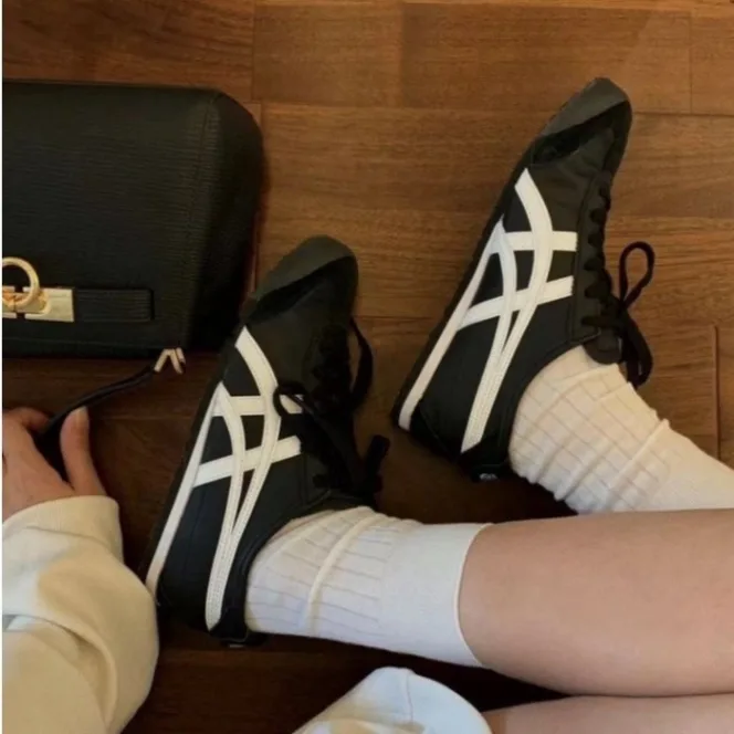 Onitsuka Tiger Black