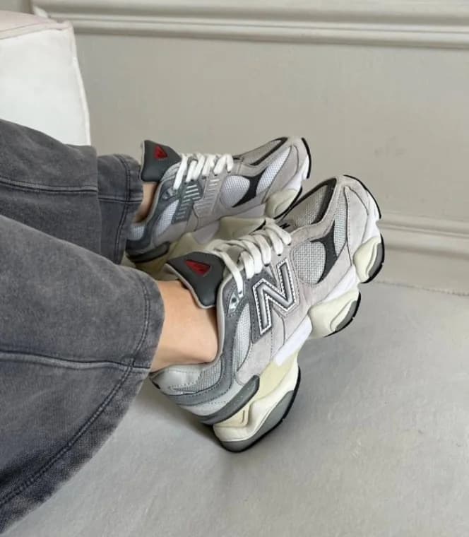 New Balance 9060