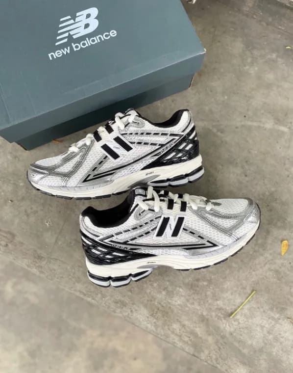 New Balance 1906r