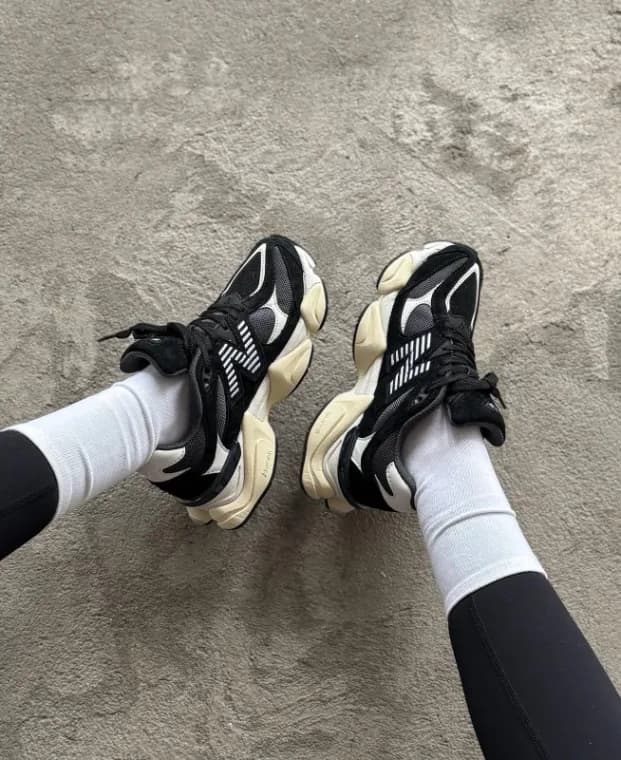 New Balance 9060 Black