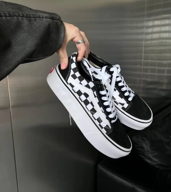 Vans Platform