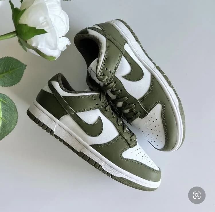 Nike Dunk Low Oliva